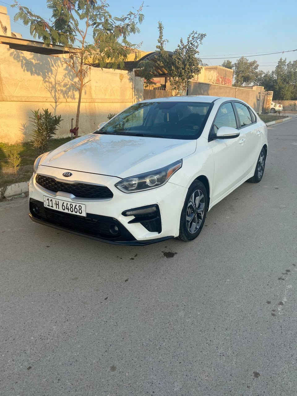 كيه فورتي سعره128مديل 2020 حادثة جاملغ وباب سايق بدون ارباك بيه حالوب بصيط سياره جاهزه ماشيه 66الف محرك 2000دوش مكاني بغداد سونر مرفق ***********
