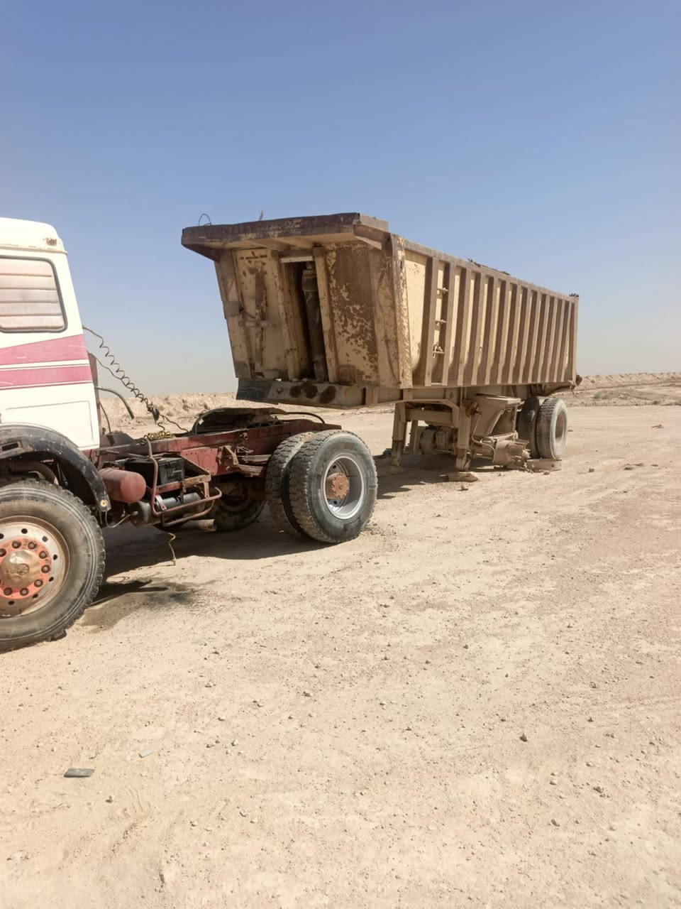 سياره للبيع موديل 87 محرك 10 كير 160 بكاني نجف اي استفسار ***********
