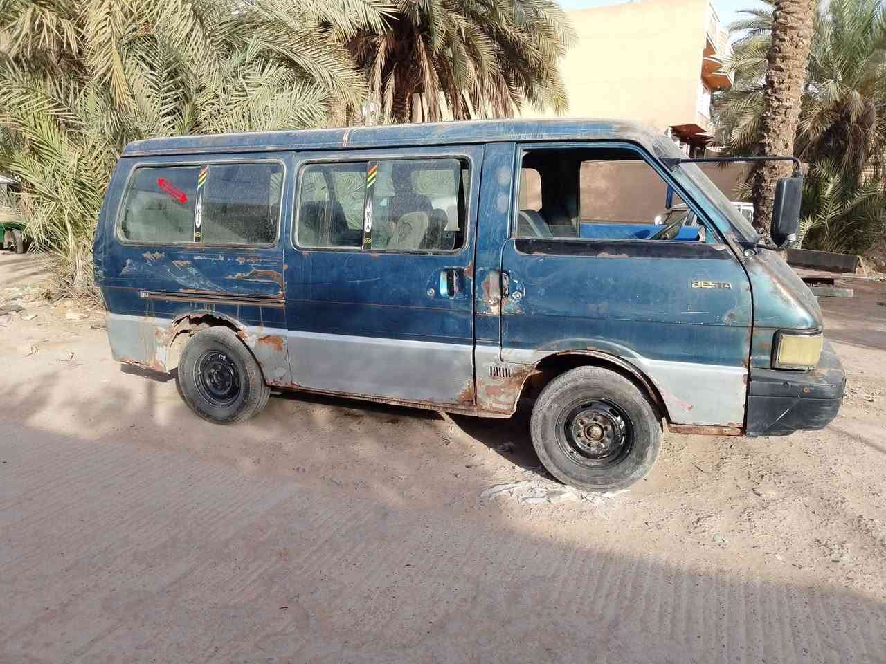 للبيع كيا بستا موديل 94 رقم بابل سياره جاهز من كير مكينه حداديه تخم تاير شواصي خير من الله مالكه شرعي بسماوه مطلوبه هيئه وغرامات 800 الف وره الي يشتري مكان سياره حله السعر 14 ورقه الاتصال ***********
