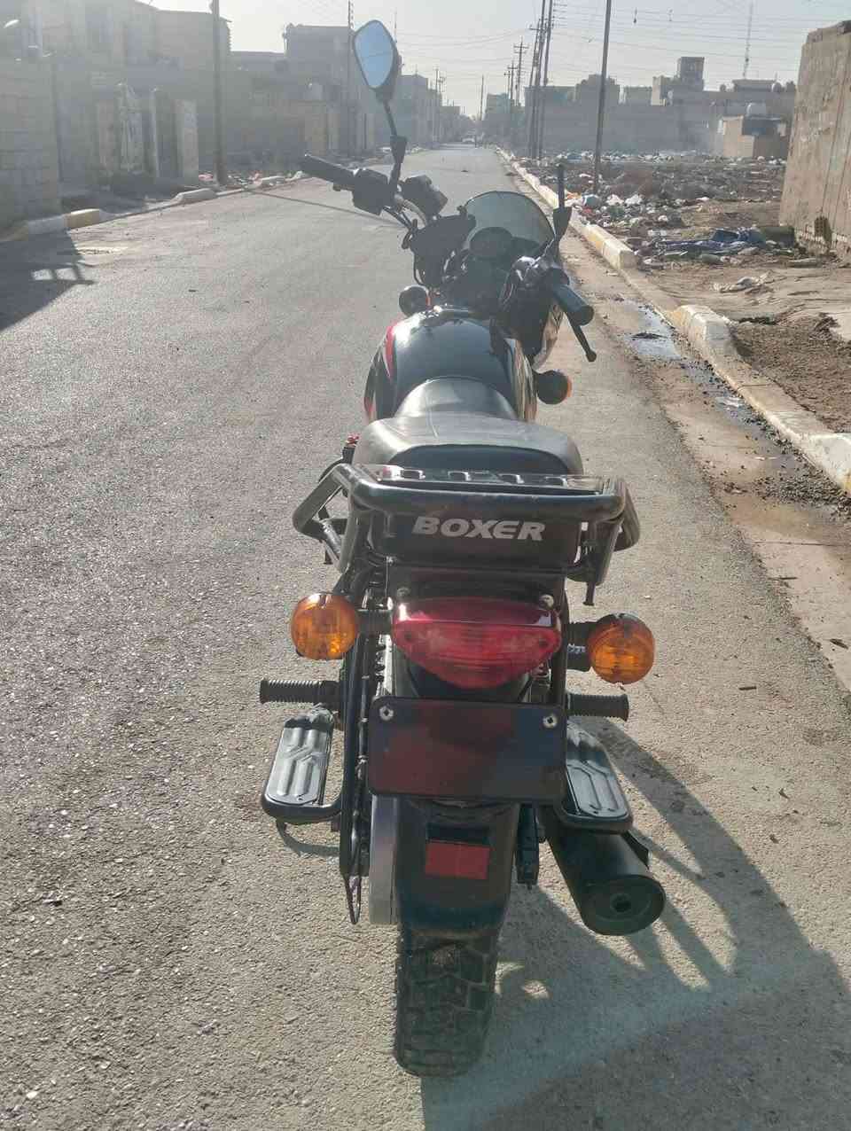 دراجه بوكسر للبيع موديل 24شهر 11 رقم وسنويه السعر  2250 وبيها مجال بوكاني بغداد تحويل ثاني كفاله عامه /***********يوم***********
