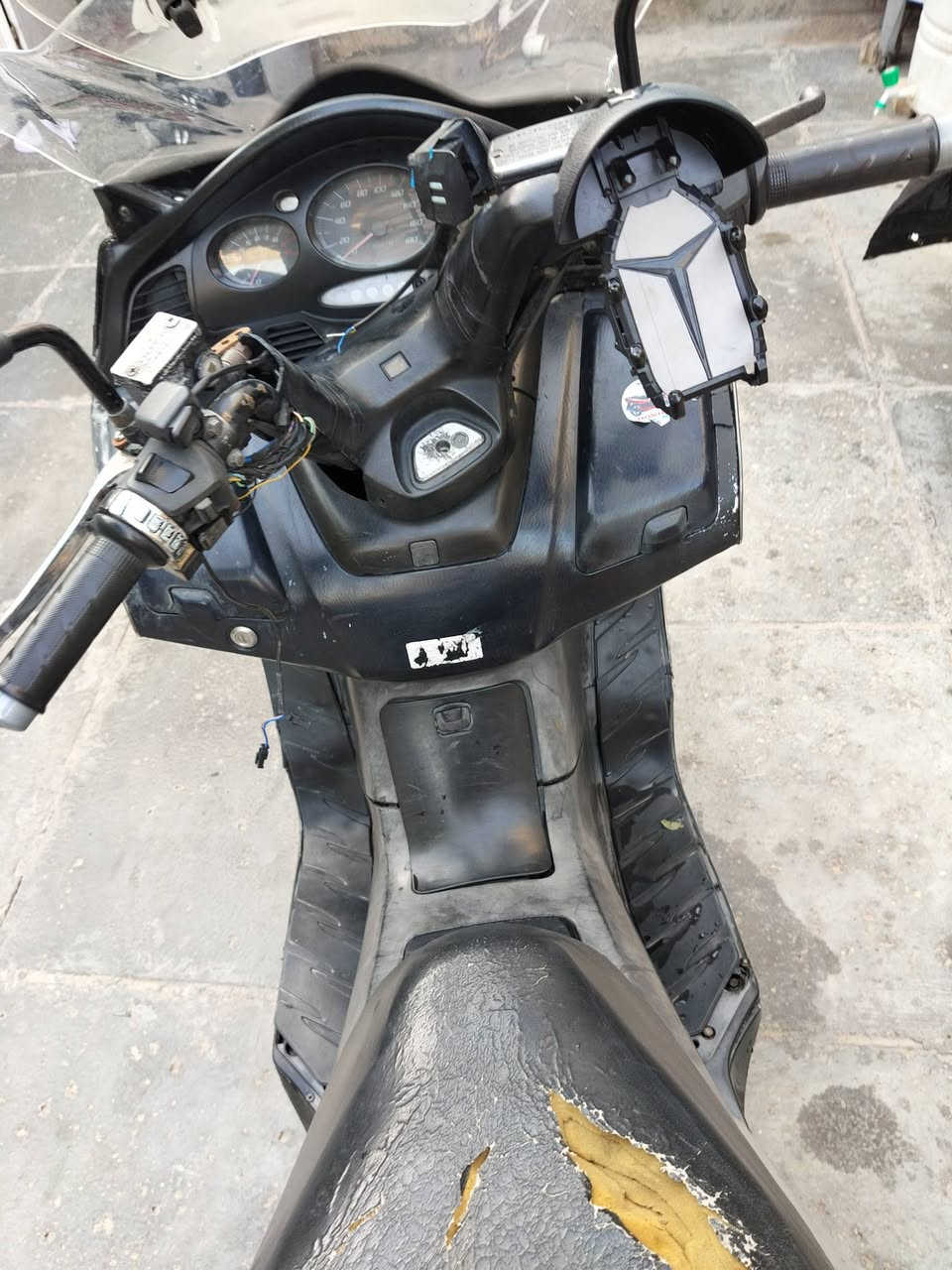 سلام عليكم شباب
عادة النشر بسبب الوعود الكاذبة سلفر للبيع مكينة 400 دراجة بيهة شغالة شلع كهربايات شغالة نكرة دراجة بيهة تبخير فقط مكفولة من بكن نضوح صوت ناعمة
سعرهة 1200 بيهة مجال 
مكان بغداد بلرشاد 
لشراي يتصل وبلخدمة 
***********
