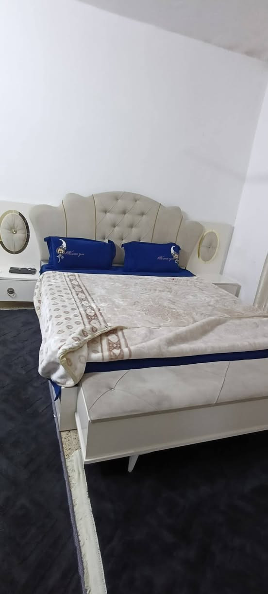 هلاو
#للبيـــــــــــع #صعدو_منشور_حتئ_يصلكم_كلشي_جديد
#غرفه تركيه نضيفه
سبع قطع نضيفه مابيها عيب
 سعر 400 بيها مجال العنوان موصل حي المحاربين


**إذا كنت صاحب هذا الإعلان وتريد حذفه لأي سبب، رجاءا أرسل رسالة إلى الدعم الفني**