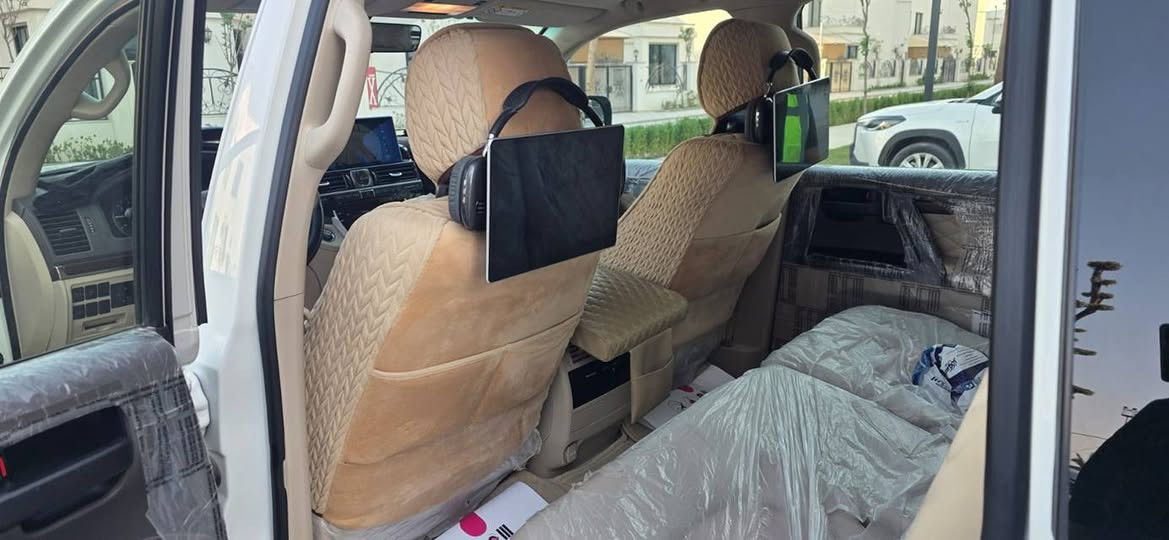 تۆیۆتا لاندکرۆزەر CXR مۆدێل.    2020 V8.   103  کم، زۆر پاک و خاوێنە، دەستی یەکەم، گۆڕین، ئۆتۆمبێل، پەستانی ئۆتۆمبێل
سیستەمی کامێرای ٩
4 شاشەی تابلێت
دوو کورسی کارەبایی
دەستپێکردنی کۆنترۆڵی دوور
گۆڕاو
وە چەندین تایبەتمەندی تر، وەک نوێ، ئۆتۆمبێل. پەیوەندی بکەن بە *********** مخمور, أربيل
