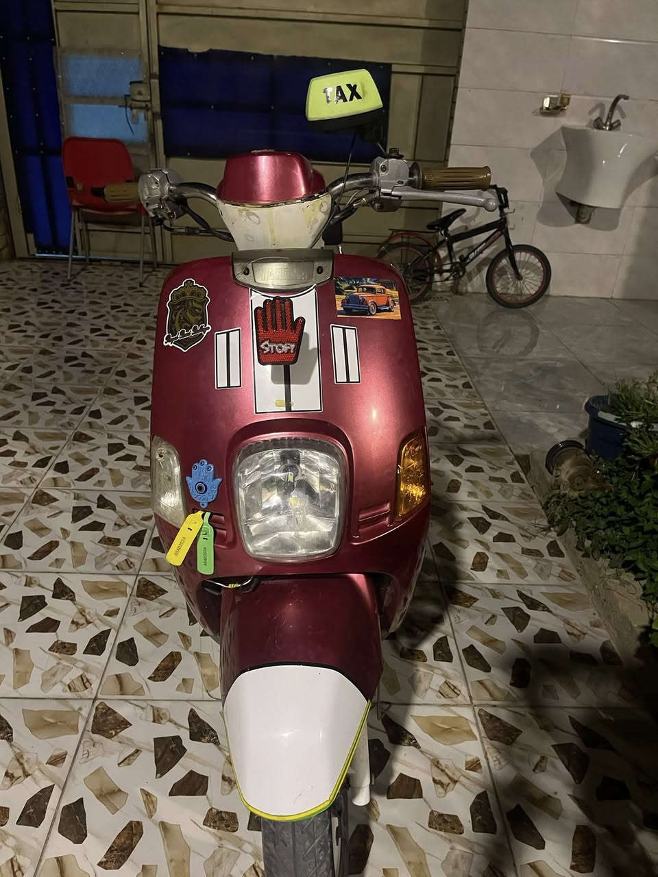 سلام عليكم دراجه بليس للبيع 
ما مفتوحه 650وبيه مجال المكان 
الناصريه دوايه


**إذا كنت صاحب هذا الإعلان وتريد حذفه لأي سبب، رجاءا أرسل رسالة إلى الدعم الفني**