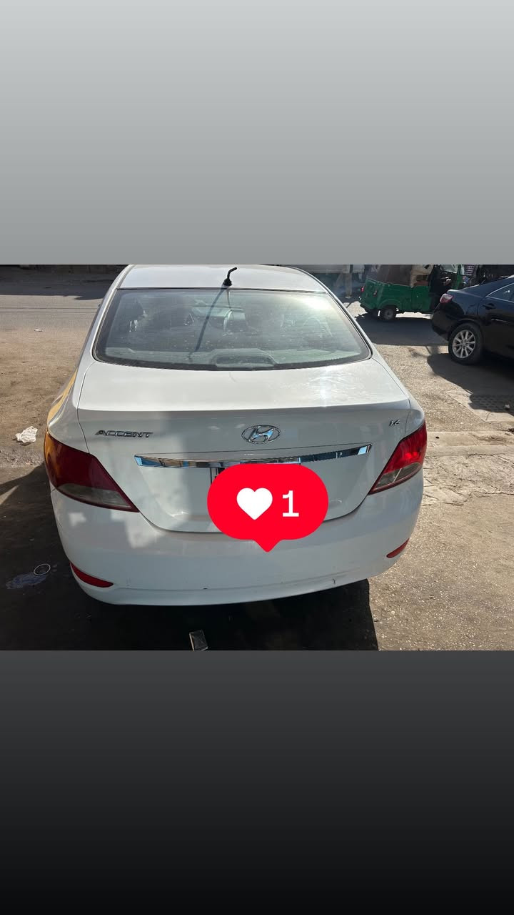 سلام عليكم اكسنت
2016 خليجي فول مواصفات
محرك 1600
فتحه 
4 دسك 
مكفوله من الظربه والصبغ مكاني بغداد
للاستفسار ***********
