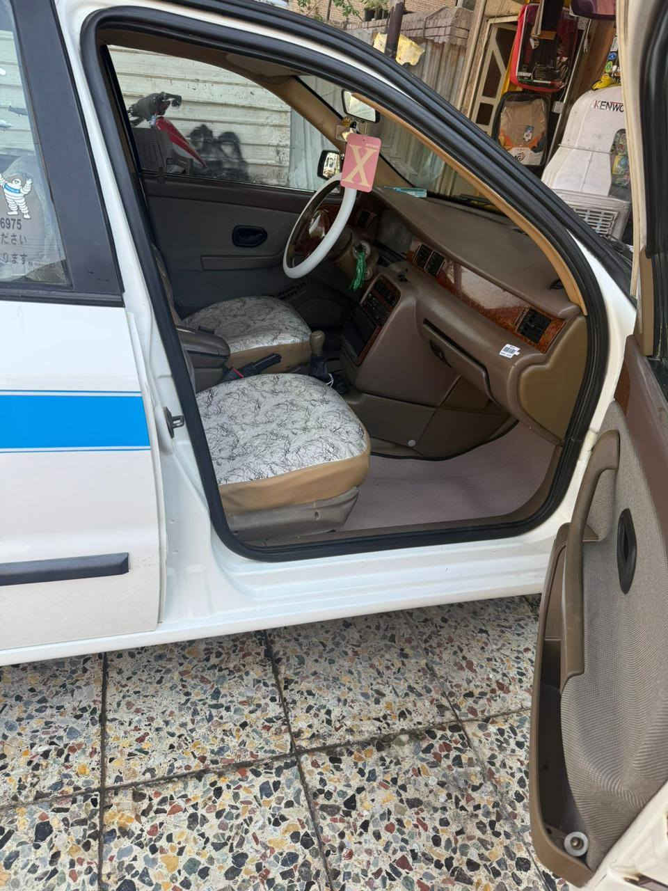 السلام عليكم شباب سمند البيع موديل 2011 السياره جديده وحلوه رقم بغداد بسمي السنويه ال 29 مكفوله محرك وكير وكشر وحداديه تخم تاير غرفه جديده واحله من الصوره السياره موجود بل العماره السعر 55 وبيه مجال ***********
*********** 
 وات ساب واتصال
