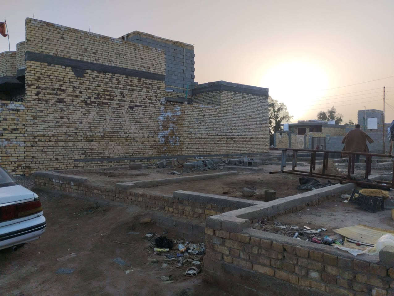 بسم الله الرحمن الرحيم 
بتلو رباط زراعي للبيع 
صوب بني ركاب
طريق المشايه
يبعد عن الشارع 30متر
المساحة 250
السعر وباقي التفاصيل يم صاحب البتلو
هذا رقمه ***********
او مراسلة الصفحة 
#هادي_الحجيمي
