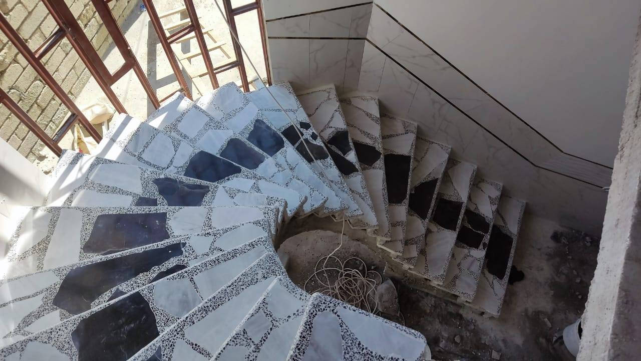 معمل الشروق لانتاج البايات بكافه انواعها التعليق والتغليف ومن افضل المواد والسمنت السعودي الموصل الملوثه الجانب الايمن باداره صالح ابو مثنى رقم الهاتف ***********
