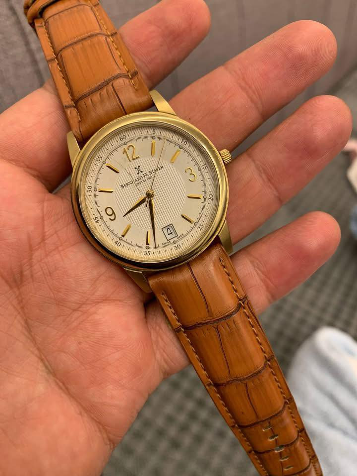 نوادر 
كل قطعة وسعرها


**إذا كنت صاحب هذا الإعلان وتريد حذفه لأي سبب، رجاءا أرسل رسالة إلى الدعم الفني**