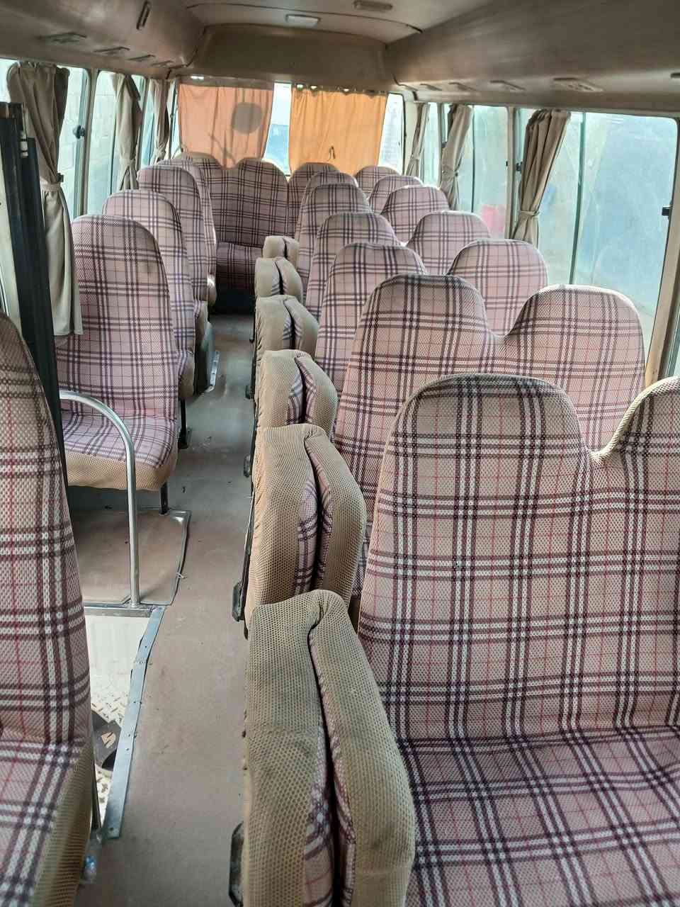 سلام عليكم كوستر راس الثور 2005
تخم تاير ويل ناصي كلابي ستاركس
مكينه وكير واكسل كفاله
رقم نكليزي تحويل ثاني يوم مصفره 
هيئه وضريبه السعر 205 وبيها مجال قليل حك الجيه
مكاني البصره رقم الهاتف ***********
