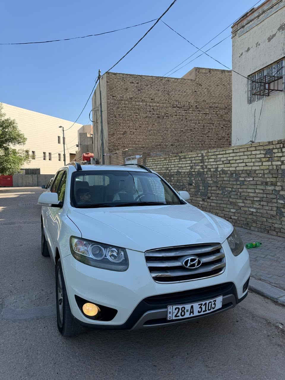 سنتافي ٢٠١٢ خليجي رقم نجف الدولي الانكليزي هزة والسنويه لل 2031 تحويل مباشر فول مواصفات 
محرك 4 سلندر دوش
فتحه سلايت رؤف 
 7 راكب 
ثلاث قطع تبريد 
كشنات جلد 
ويل جبير 

تبريد ثلج ثلج ❄️ 

السيارة بيها قطعيتن ونص صبغ بدون معجون بدون دواخل بجهة السايق اثر شخط فقط ✅ ماشيه 160 حقيقي 

السعر (( 120 )) وبيها مجال 

مكاني النجف // للاتصال // ***********
