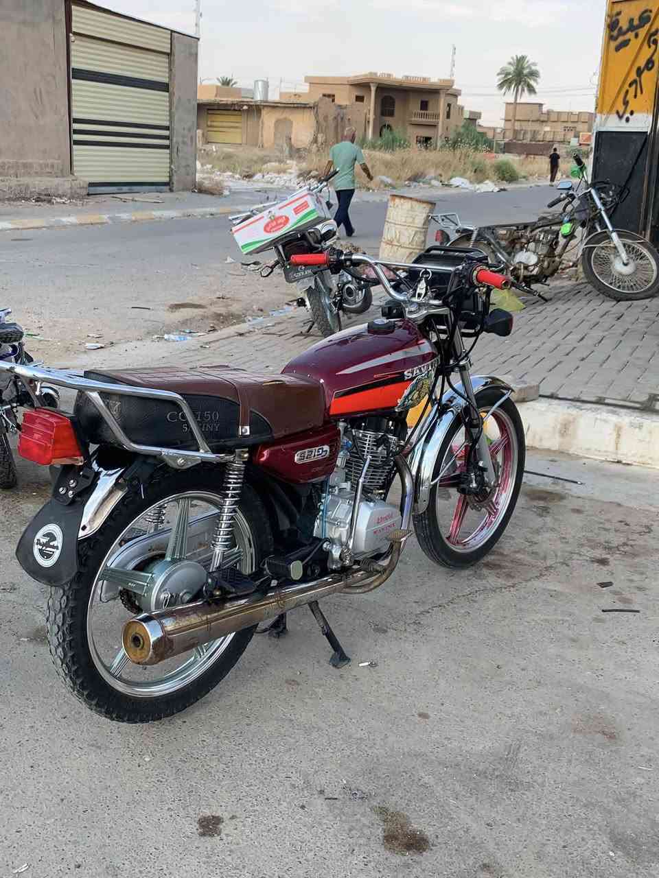 موطور للبيع
سيفان 
موديل 2021
الدراجه كلش نضيفه
كهربائيات كلها شغاله 
سلف نگره شرط
محرك شرط ما مفتوح 
ما ممدوده عليه سبانه
السعر 380وبيها مجال شي قليل 
الي موشراي لا يتعبني
مكاني: صلاح الدين_بيجي 
متواجد واتساب او رقم
***********
