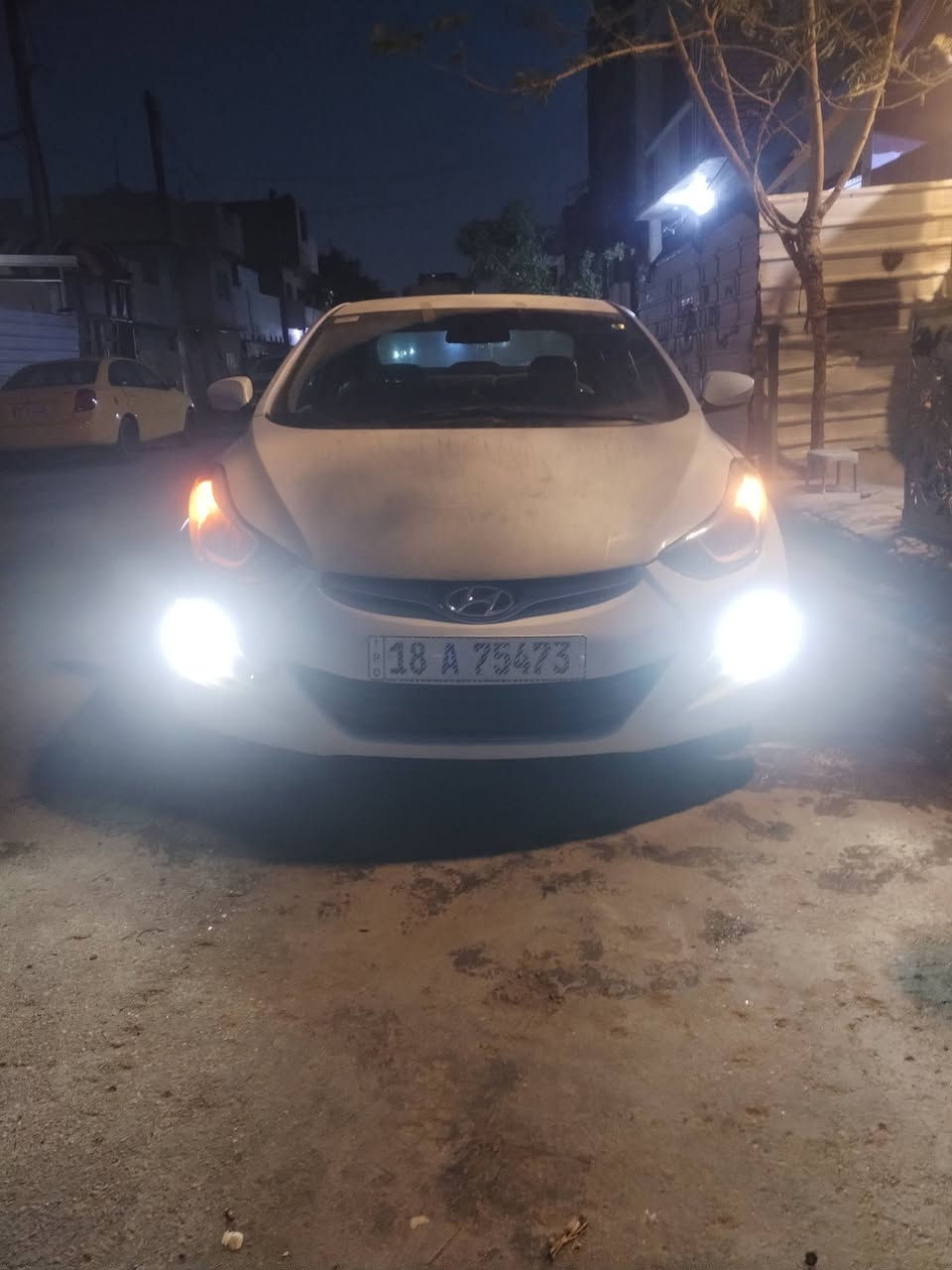 الهم صلي على محمد وآل محمد
السلام عليكم شباب
الأسم / النتره
موديل / 2015
المواصفات / نص فول
مكينه / 1800
لون العجله / ابيض صدفي
رقم العجله / 18 بابل
كير / اوتوماتيك +عادي
ضررها أمريكي / جاملغ والبنيد
بل عراق بيها جاملغ المامي اوباب صدر
يعني 4قطع غير هاي كفاله
1/ شاشه تاب أصلي
2 / تحكم استيرن
3 / كامره خلفيه دواره
4 / حساس خلفي
5 / دوشمه عام + سفاري
تخم تاير خط ابيض جديد
تخم ويل جديد
دوشمه جنطه
سنتر لوك ريمونت
لايت زنون
صور الحادث بل منشور
سونارها موجود بل منشور
بيع أو مراوس حسب القناعه
السعر 113 بيها مجال حق الجيه فقط رجاء
الاستفسار ***********
مكان بغداد الشعله حي الجوادين
