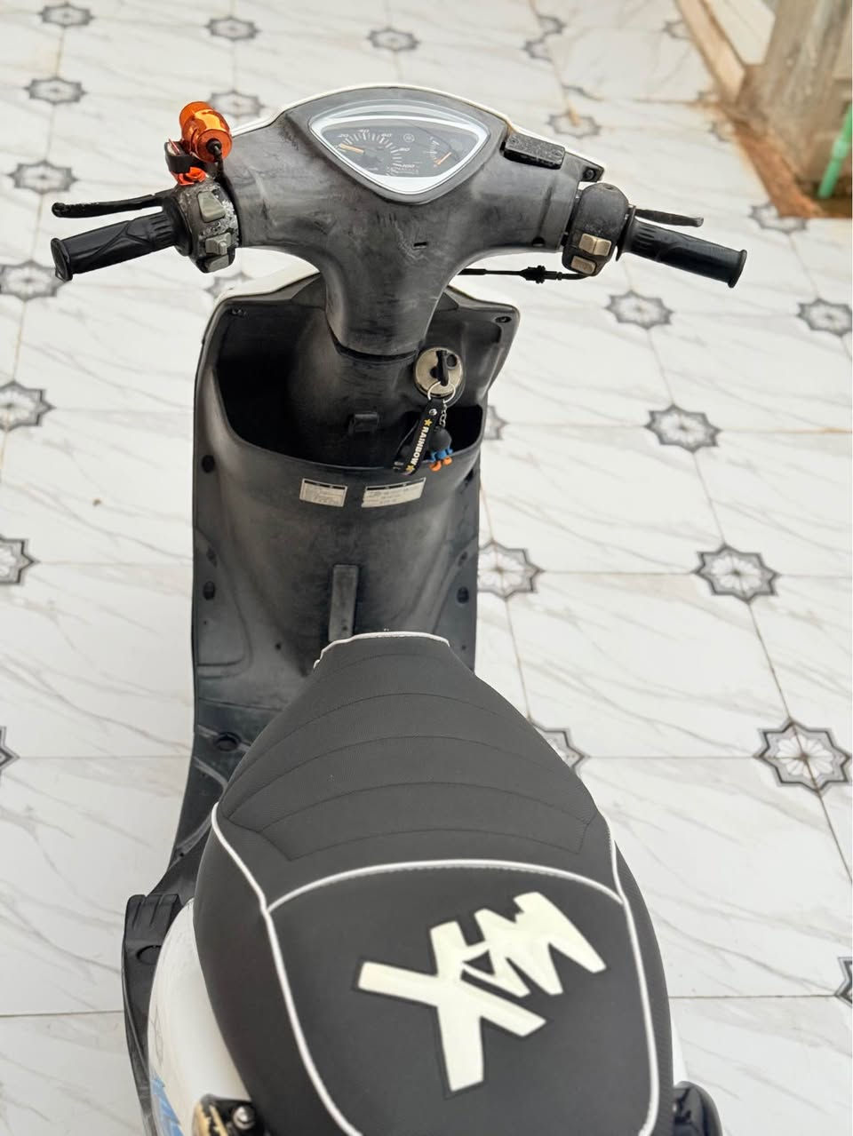 دراجه ماكس نازله من الوكيل صارلها 4اشهر استخدام شخصي مامتعوبه الدراجه مكفواله كفاله عامه من مكينه من كلشي ختم واحد الدراجه ابلاد كفرها ختم واحد لون اسود ضامه وشاد هاذه تجاري مكينه 49بلاد برغب مامفتوح بيها الدراجه علشرط مكاتبه موجوده من الوكيل ديوانية, القادسية


**إذا كنت صاحب هذا الإعلان وتريد حذفه لأي سبب، رجاءا أرسل رسالة إلى الدعم الفني**