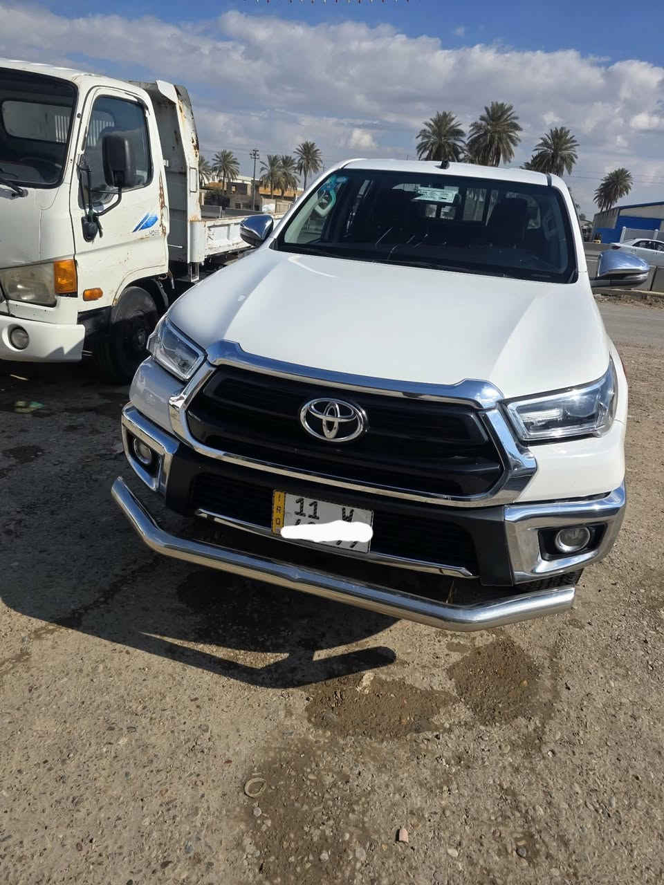 السلام عليكم للبيع هايلوكس عالي 2022 ساز فول مواصفات رقم بغداد تحويل مباشر مكفوله كفاله عامه ماشيه 89الف للإستفسار الاتصال على الرقم***********
