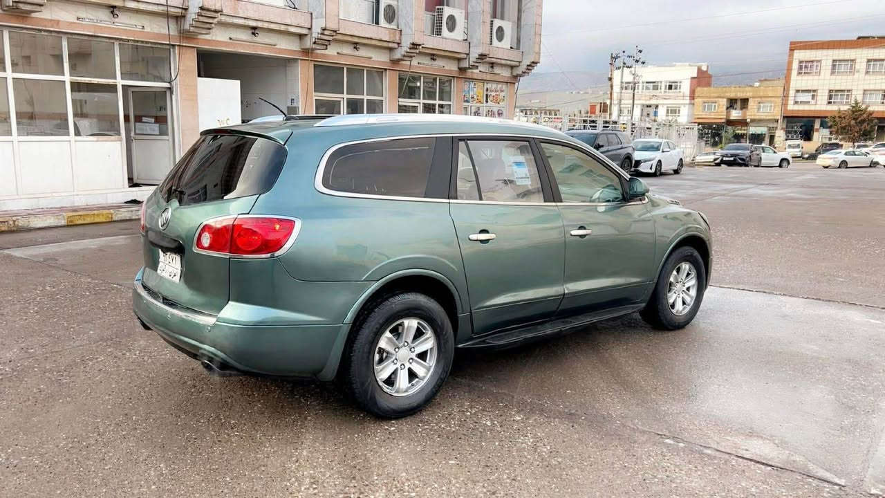 احترامي للجميع  وتم التنزيل السعر من 93 الى 85 متوازي
الرقمين بيهن واتساب ***********– ***********
ملاحضه. السياره احلى من الصور 
للبيع شوفرليت بيوك امريكي رآسي ملكي موديل 2010 فول مواصفات سعر السياره  85 ورقه و مجال    محرك V6  محرك  نفس امباله او ترافس  سياره 7 راكب  و تبريد 3 قطع كير ومحرك  بشرط جديد  طخم اما مي خلفي بشرط  وطخم تايرات اخو الجديد  سياره بكل معن الكلمه نظيفه و مفوله مواصفات  كلشيي بالسياره بشرط  انا سياره صابغها عام فقط جماليه جانت جارده و صبغتها  كفاله مابيهه اي حادث  سياره  قبل 15 يوم جدتها  هزه جيد رقمها دهوك بسمي تحويل نفس اليوم احولها بسمك   مكان السياره قضاء عقره بين اربيل و دهوك دهوك, العراق
