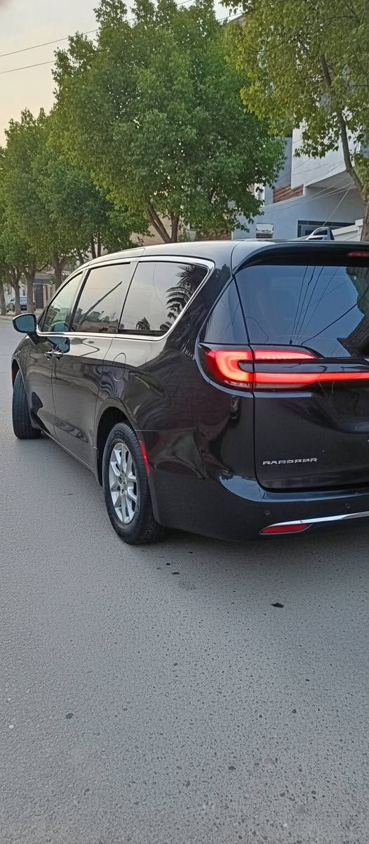 (L )كرايسلر باسفيكا تورنك
موديل 2023 
حادث: بنيد + صندوق /تبديل بنيد فقط 
بدون دواخل 
ايرباك : راجع وكاله تفصيخ والقطع المبدله موجوده
الممشا : 31،000 ميل قابل للزياده
رقم السياره : فحص مؤقت (تترقم جميع المحافظات+ شمالي )
  محرك 6 سلندر 3600

رادار امامي 
حساسات خلفية  
 نقطه عمياء   
 بصمة باب وبصمة تشغيل وتشغيل عن بعد 
كشن ذاكرة (خزن ميموري) لكرسي السائق
 ويل حجم 17  
 كاميرا خلفية دوارة مع الستيرن 
 باب جنطة كهربائي شفط 
 ابواب جانبية كهربائية مع بردات اصلية 
 غرفة السيارة جلد اسود    
شاشة دشبول كبيرة لمجموعة من الايعازات 
3 قطع تبريد 

 اتصال + واتس اب : *********** 

العنوان: تكريت
السعر :215 وبيه مجال
