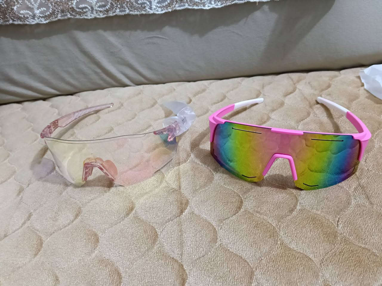 نظارة برادة اصلية مع مجموعة نظارات كلهن 25 الف


**إذا كنت صاحب هذا الإعلان وتريد حذفه لأي سبب، رجاءا أرسل رسالة إلى الدعم الفني**