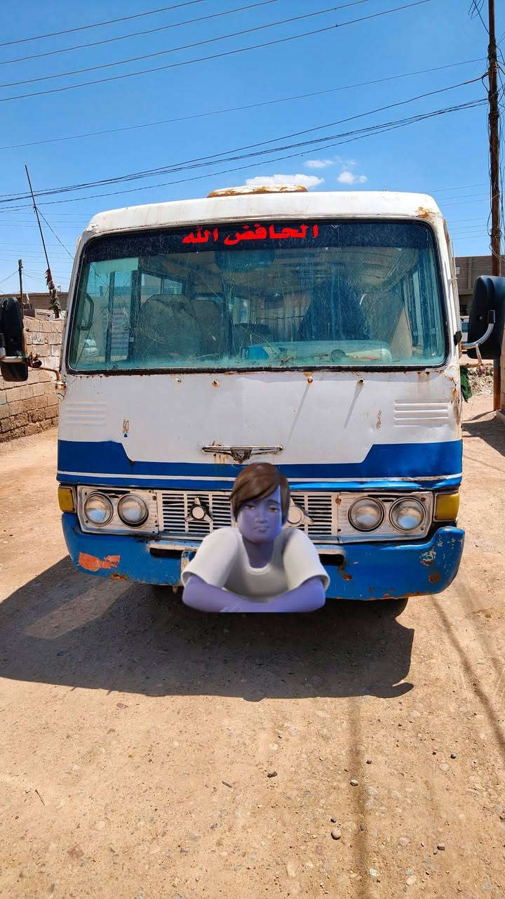 سلام عليكم كوستر البيع مديل 82
بكاني بغداد  قرب بسمايه
السعر 3بيهه مجال 
رقم احمر بغداد صاحبهه موجود 
هاتف ***********
