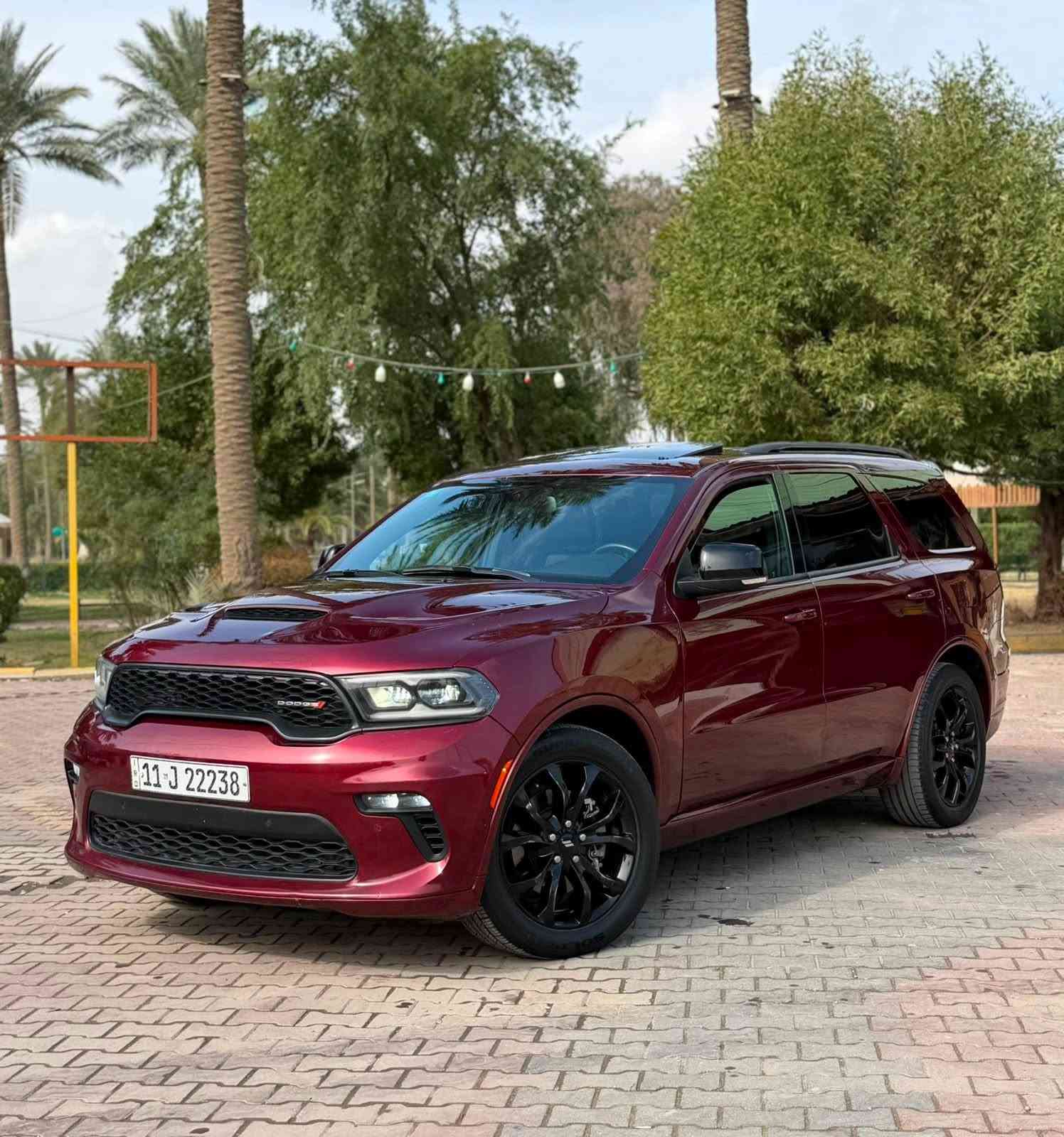 السلام عليكم 
دورنكو  GT .Plus
موديل : 2022 
ماشية : 50 الف 
المواصفات 
فتحة 
بصمة 
تشغيل عن بعد 
شاشة 
كاميرا 
رادارات 
تحديد مسار 
قيادة ذاتية 
توقف عند الاقتراب 
كشنات جلد 
كشنات كهرباء 
كشنات تدفئه + تبريد
كشنات الخلفية منفصله 
ذاكره خزن ميموري
صندوك كهرباء 
تحكم ستيرن جهتين 
كروز سرعة 
شفتات ستيرن 
ستيرن هيتر 
نظام سبورت 
نظام ايكو 
نظام اطفاء 
اشاير بالمري 
لايت زنون 
بلوجكتور لد 
لد امامي 
دبل كزوز 
حساسات 
ويل كب كروم 
المكينة 8 سلندر 
 5700
فور ويل 4x4 
شاحن موبايل 
(رقم بغداد الجديد مشروع وطني بأسمي)
ملاحظة : السيارة بدون حادث بدون صبغ بدون تبديل بدون ايرباك . جاملغ +بنيد  مفتوحات فقط …
السيارة جاهزة من كلشي . 
(صور امريكا   + السونار مرفق )
السعر : 258  وبيها مجال بسيط 
العنوان : بغداد الكاظمية قرب مرور الكاظمية معارض جكوك  شركة البحر المميز 
للأستفسار 
عبدالرحمن 
 ***********
 ***********
