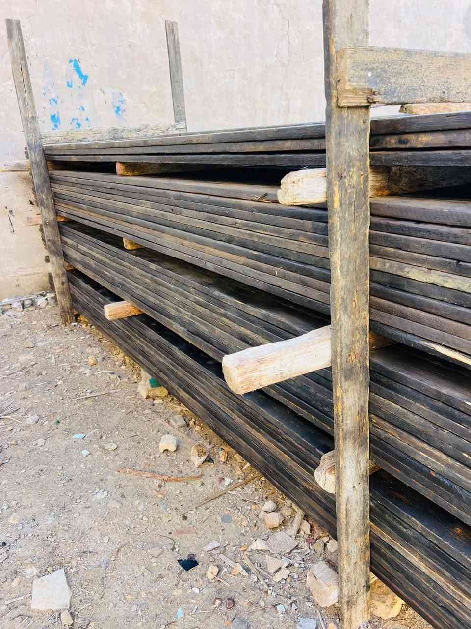 قالب خشب للبيع 13 مكعب ونص /***********
