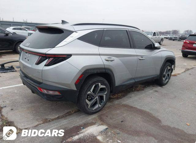 السلام عليكم 
للبيع هيونداي توسان موديل 24 فول
حادث جاملغ فقط بدون إرباك
شواصي والغد كفالة 
عداد المسافة - 6 الف mi
موعد وصول السياره إلى دبي 1/3/2026
بأمكان ادخال السياراه على كتاب شهداء 
للاستفسار الاتصال 
‏‪0780 540 8125‬‏
