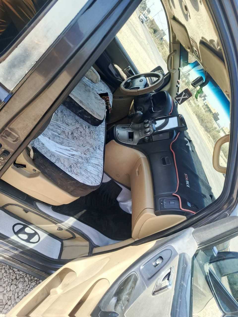 السلام عليكم للبيع ستاركس موديل 2009 رقم بابل  مفتوح محوره مسكر 12 بلاد مكاني بابل القاسم هذا رقمي ***********
