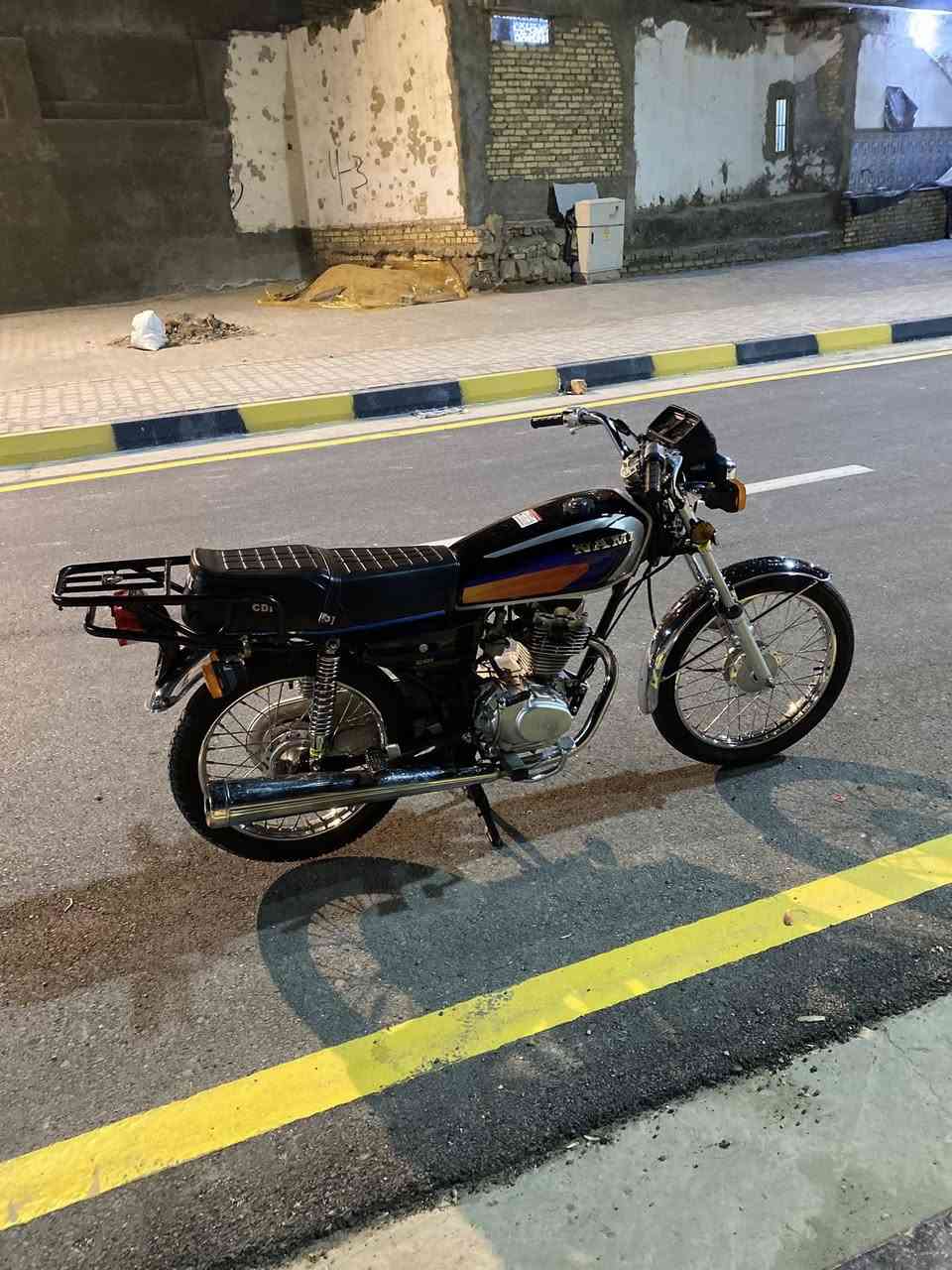 السلام عليكم دراجهً اربعه كير للبيع موديل 21والتعمير25  السعر 950 اوبيه مجال قليل مكان كوت كريميه رقمي ***********
