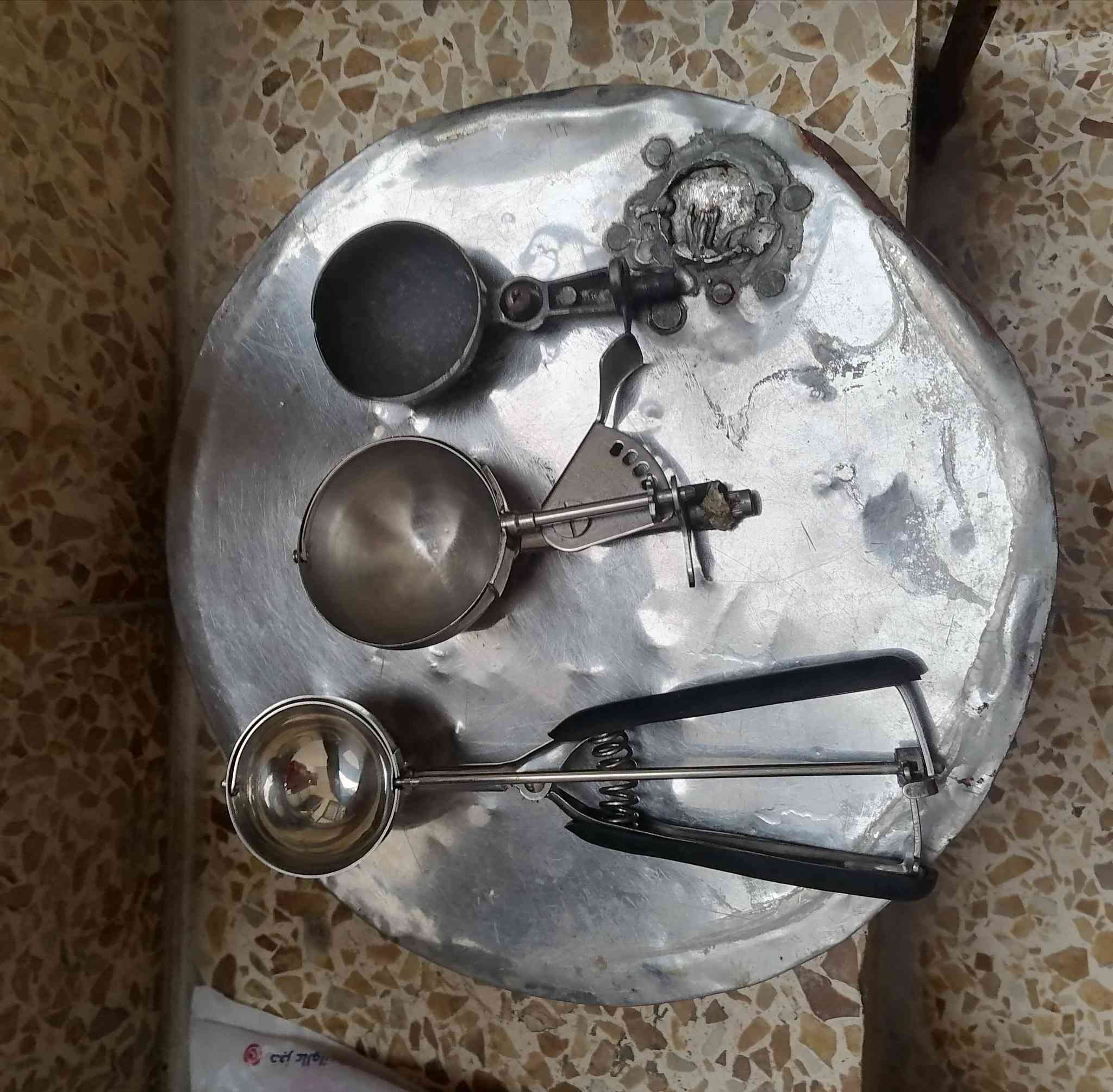 لابيع نضافه كدامكم
سعر 70 وبيهم
مجال
***********
