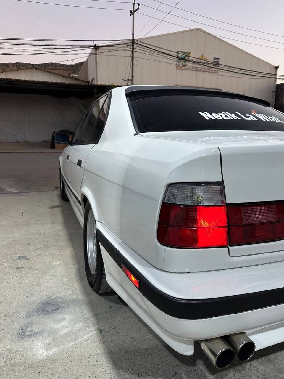سلام عليكم بي ايم موديل 1993 بي دعم سينكو بشت وه ي كبسن كيرو مكينه شرتن   حيزام صبخ بو جانيه رقم سنوي جديد هته 2030 تبريد🥶 همي تشتي وه ي شه رتن كوشن جلد سياره يل دهوكي سعر 73بيجك مجال رقمي خوداني ***********
