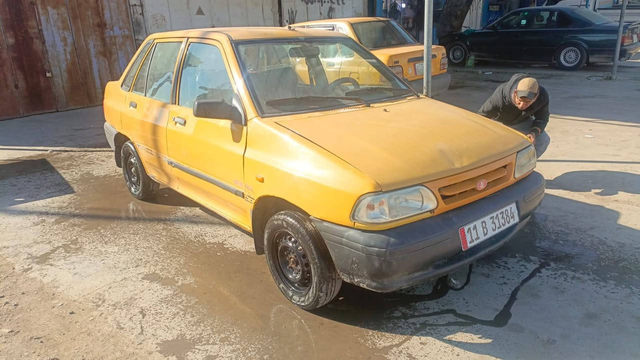 سلام عليكم سايبه للبيع موديل 2011 رقم بغداد انكليزي تحويل ثاني يوم جاهزه من كلشي خير من الله كير مكينه تهم تاير جديد السعر 24 وبيها مجال بسيط 
للاتصال ***********
