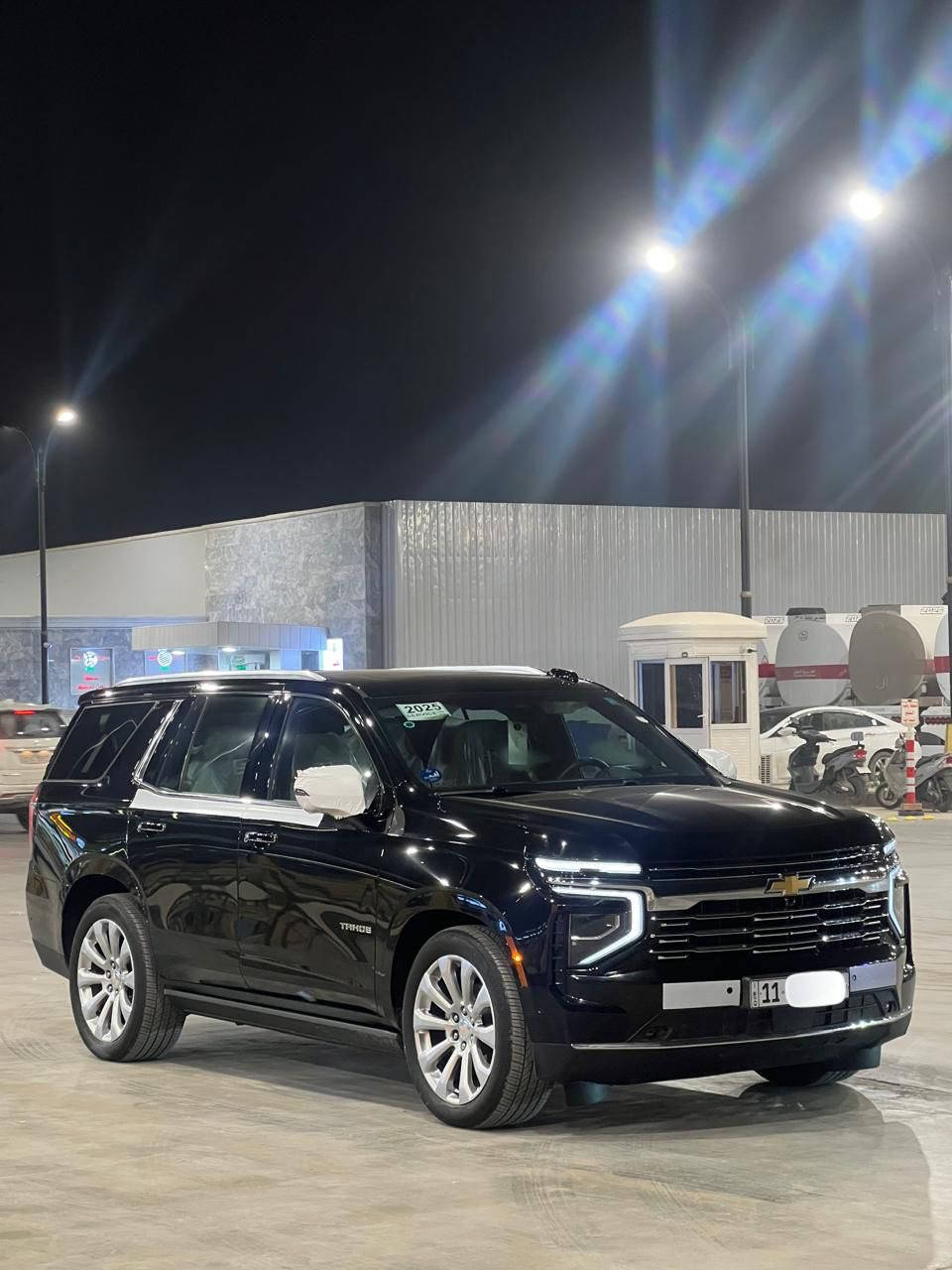 السلام عليكم تحية طيبة
شيفروليه تاهو بريمير 2025
🚘 رقم بغداد 🚘 
📃 اليكم التفاصيل الآتية 👇🏻
🚘 خليجي 
🚘 موديل 2025
⚙️ حجم المحرك V8 5.3L
⚙️ مرتبط بناقل حركة أوتو 10 نمر
⚙️ يبلغ عزم الدوران 519 نيوتن / متر 
🐎 بقوة 355 حصان 🐎🐎
🔑 مفتاح التشغيل بصمة 
🔑 تشغيل عن بعد 
🪟 بانوراما 
🚗 فتح الصندوق كهرباء 
🚗 دفع رباعي AWD 
‼️ اريل نفكيتر 
📍حساسات أمامية 
📍حساسات خلفية 
💡لايت زينون + LED 
🔦️ بك لايت LED 
🚘 دخول بصمة ذكي 
🛞 حجم الاطار 275/50R22
🛞 ويل كب 22
🛞 حساسات ضغط الاطارات 
✨️ اشارة في المرايا الجانبية 
✨️ المرايا قابلة للطي كهرباء 
🌧 ماسحة خلفية 
🎈عدد AIR BAG 8
🚗 نوع الكير / تعليق
🚗 هاند بريك كهرباء 
🖥 دشبول شاشة ديجيتال 
🖥 شاشة Apple Car play 
🖥 شاشات خلفية ترفيهية  
📷 كاميرا دوارة 
📷 4 كاميرات 360
📷 كاميرا في المرآة الوسطية
💡الانارة الداخلية LED 
⭕️ مقود جلد حياكة  
⭕️ شفتات مقود 
🛣 مثبت السرعة Cruise 
🎶 المودات والاوامر الصوتية 
🔋شاحن هاتف Wireless 
⚡️مخرج منفذ الطاقة 
🔍فحص نظام السيارة 
💺تتسع المقصورة ل 8 ركاب
💺المقاعد جلد 
💺حركة المقاعد الأمامية كهرباء 
💺تدفئة وتبريد المقاعد الأمامية 
💺تدفئة مقاعد الصف الثاني
💺ذاكرة وضعية مقعد السائق
👶 مثبت مقعد الطفل ISOFIX 
❄️ ثلاجة 
❄️ تبريد لمس مناخين منفصلين 
❄️ 3 قطع تبريد 
🚘 أوضاع القيادة Drive Mode 
🚘 أوتو هولد Auto Hold 
🧱 رادار
🧱 نظام تعليق هوائي (جكات) 
🎲 تحذير النقطة العمياء 
⛷️ نظام مانع الانزلاق 
⛰️ نظام نزول المنحدرات 
🛣 نظام تحديد المسار
⚙️ نظام اطفاء وتشغيل المحرك التلقائي
🛣 نظام مساعد الركن التلقائي
🚘 تطعيم الدواخل ألمنيوم
كفالة عامة من الصبغ والبارد ودبل كود
السعر 71700 $ وبيه مجال
مكان السيارة بغداد 
الاستفسار/ ***********
