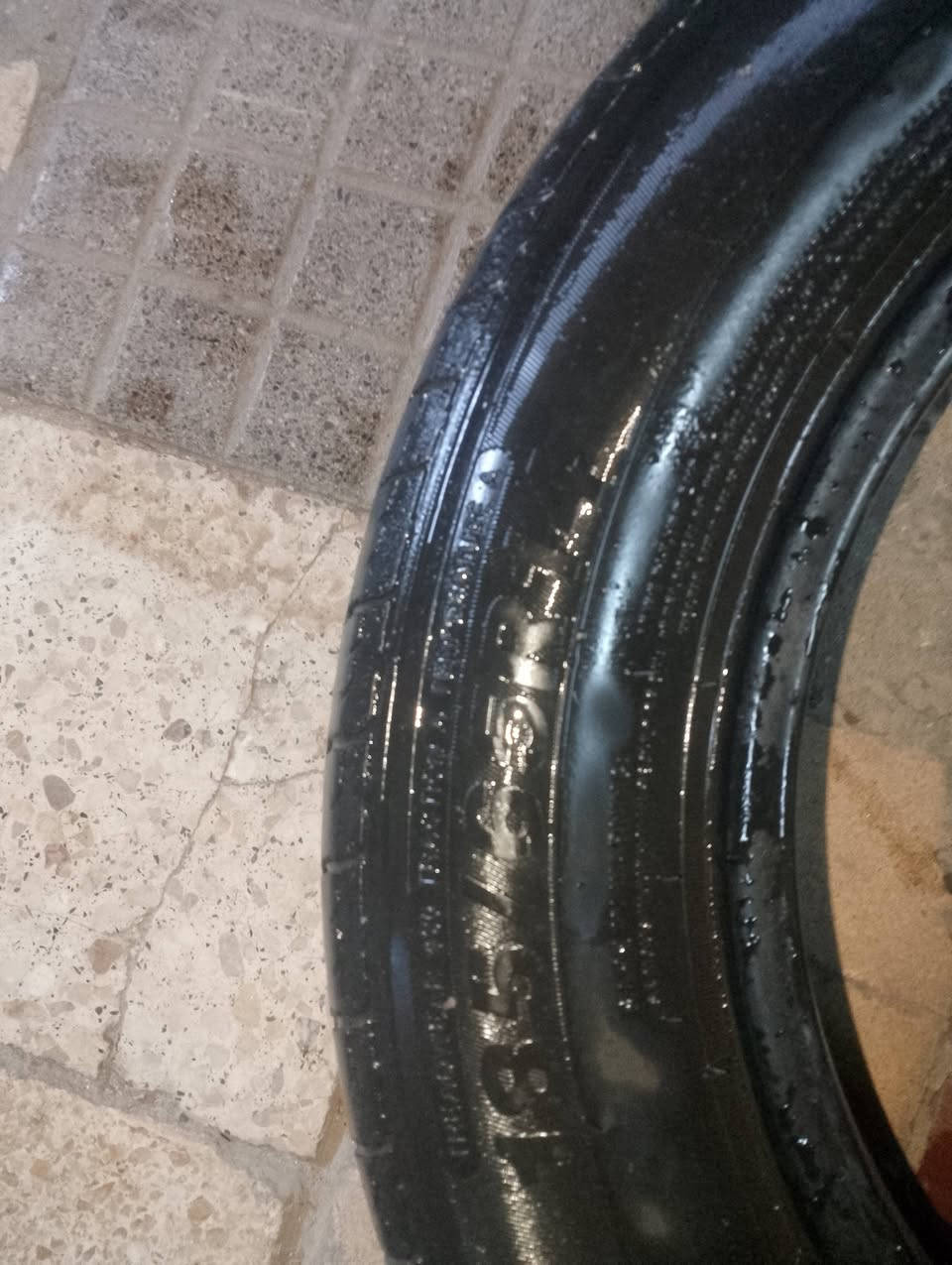 تايرات شيري كوين مستخدمات بس نضيفات ثنينهن ب 30الف الحجم 185/65/14
*********** بغداد الزعفرانيه
