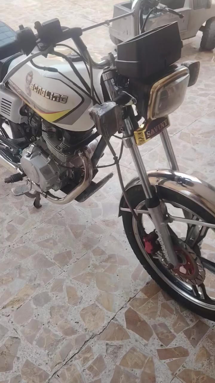 *********** موديل 23 مكالمه الصدر الاورفلي قرب شركه الانوار سعر ب 500 مكان المدينه بغداد دراجه لا دخانه ولا تبخير ولا تنقيص دراجه ناعمه ماكينتها صافيه كلش نظيفه
