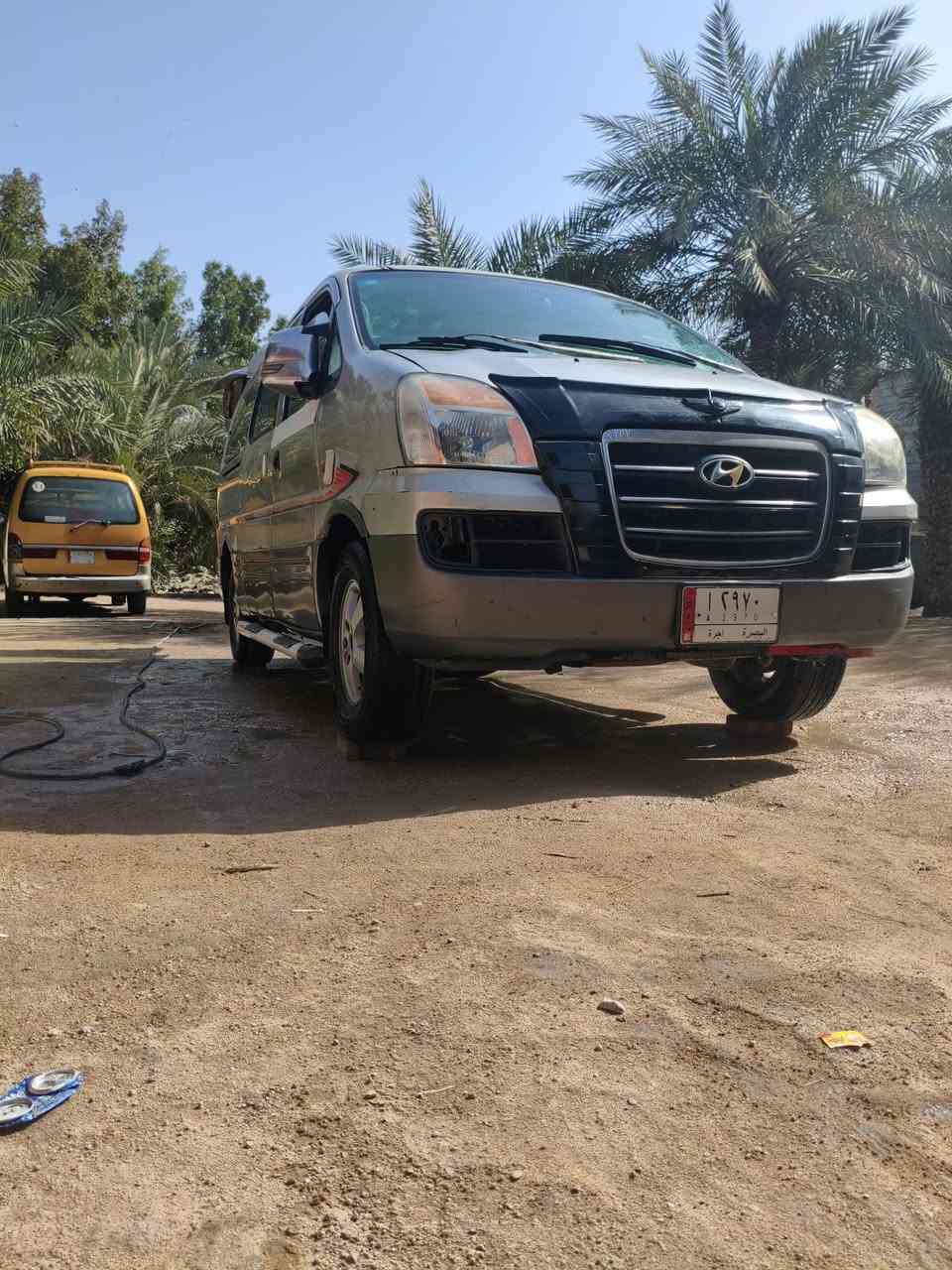 السلام عليكم ستاركس 2007 بسمي كفاله  من ضربه عيب شرعي كص معجون صبق  كفاله تخم تاير حداديه زينه مسكر اوتوماتيك لون سلفر  شواصي معمرات اثنين كلش قليل  دواخل جديده تبريد شرط بس كمبريسر   سعر 85وبيها مجال  ***********
