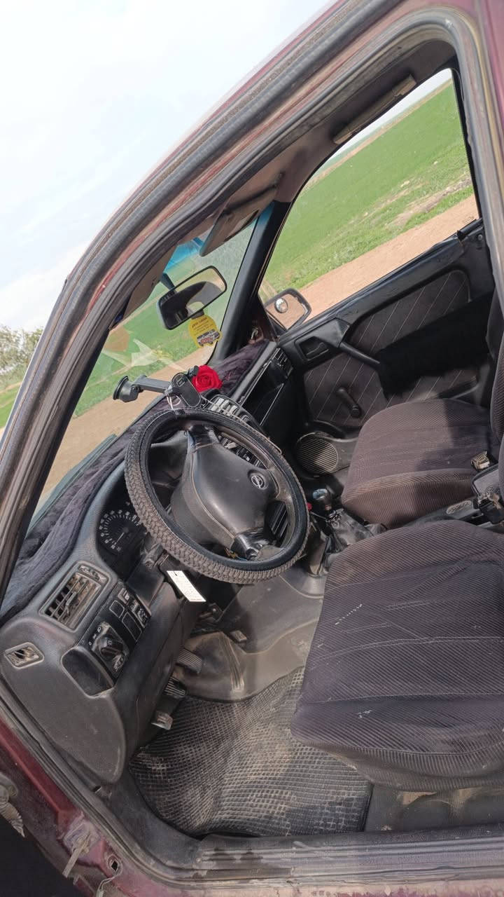 السلام عليكم...
اوبل فكترا 
موديل 1991
حجم/1600👉
سنويه ورقم جدد رقم انكليزي
كابون بانزين
محرك شرط
شوشه بس شرط ما تنزل نقطه ماي
وايرمنيا كلها شرط شغاله
طخم جديد طستها حيل حلوه 
بدون ضرر 
سستم سماعات جديد 🖤👉
كشنات على وضع البلاد نضيفات داخلها حيل حلو ❤
السياره بيها تقحيل مبين بل صور دواير ودوسات ما بيهم  خيسان 
المكان تلكيف 
السعر 36 وبيها مجال 
الرقم ***********
