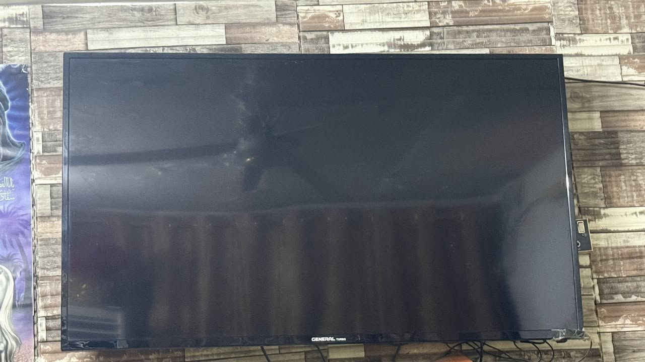 سلام عليكم بوفيه للبيع سعر ٥٠
بلازمه سعر ٢٥٠ جنرال 
تواصل وتساب 
***********
