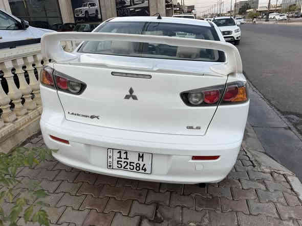 السلام عليكم 
لانسر قرش 
2015. 
رقم بغداد
ماشية 
162
محرك 1600
محرك مامفتوح
صدر السيارة جديد 
مكاني قضاء بلد 
سعر 107$
***********
