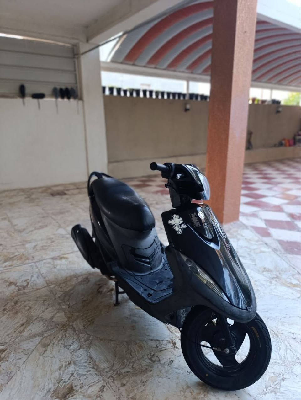 السلام عليكم
دراجه ماكس عدله للبيع دراجه جديده كلشي شغله بيه
دراجه ختم واحد مع المكينه دراجه موديل 2008  سعره 9500رقم الهاتف***********
