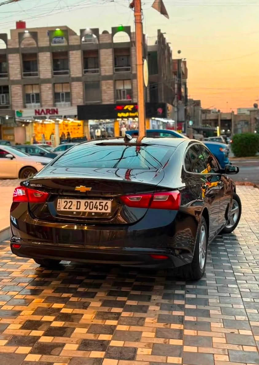شوفرليت ماليبو 2022 
رقم اربيل بأسم شركة وكالة او تحويل 
صور الحادث مرفوقة مع الصور 
ماشية : 49 الف
مواصفات 
بصمة تشغيل / تحكم ستيرن / شاشة كبيرة / اطفاء ذاتي / بلوجكتر LED / ويل كب / مانع انزلاق / بلوتوث / AUX / محرك 1500 تيربو / تشغيل عن بعد✅ السعر 115 بيها مجال الاستفسار ***********￼￼￼
