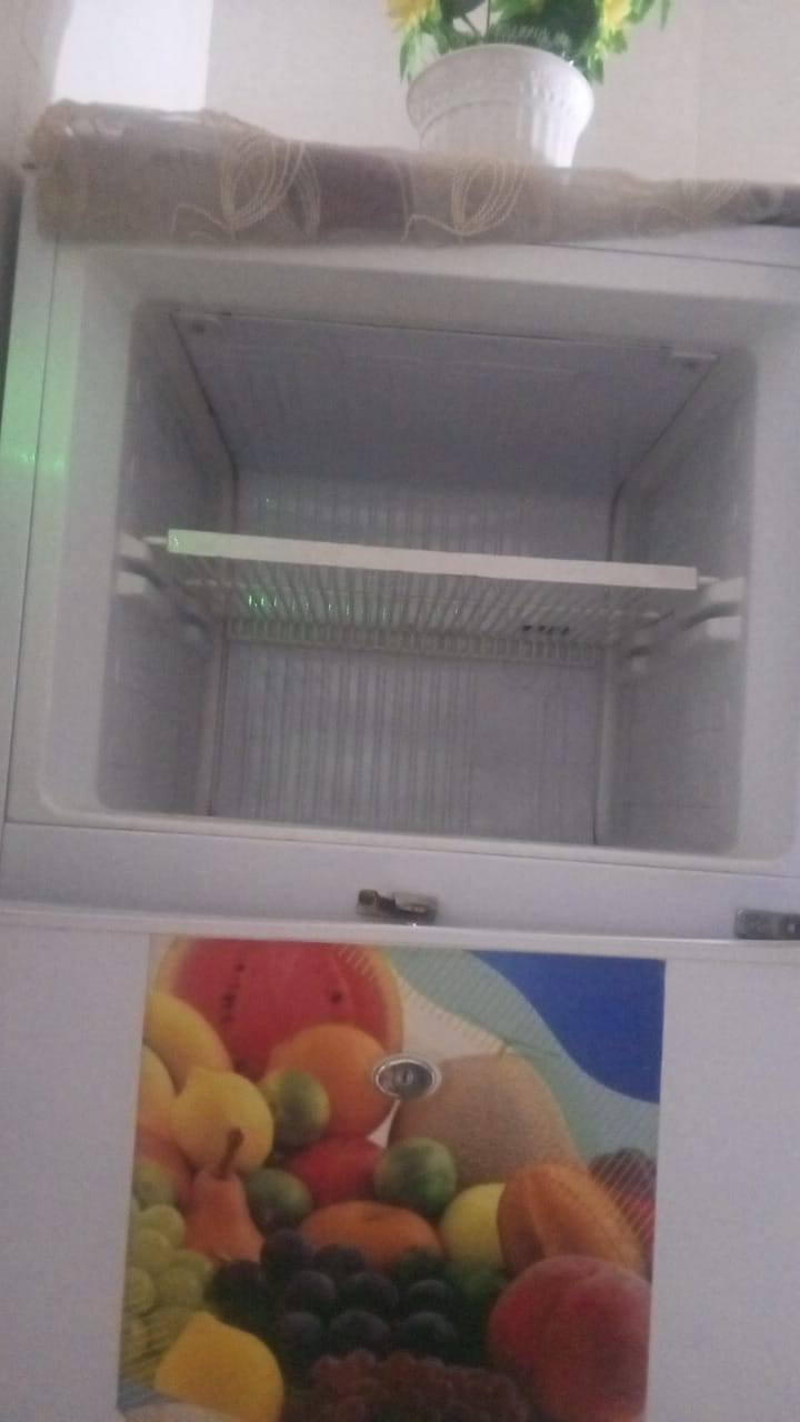 السلام عليكم ثلاجه للبيع استخادم سنه ماخذته ب 500ورايدته ب250


**إذا كنت صاحب هذا الإعلان وتريد حذفه لأي سبب، رجاءا أرسل رسالة إلى الدعم الفني**