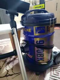 مكنسة كهربائية • للبيع • منزلي