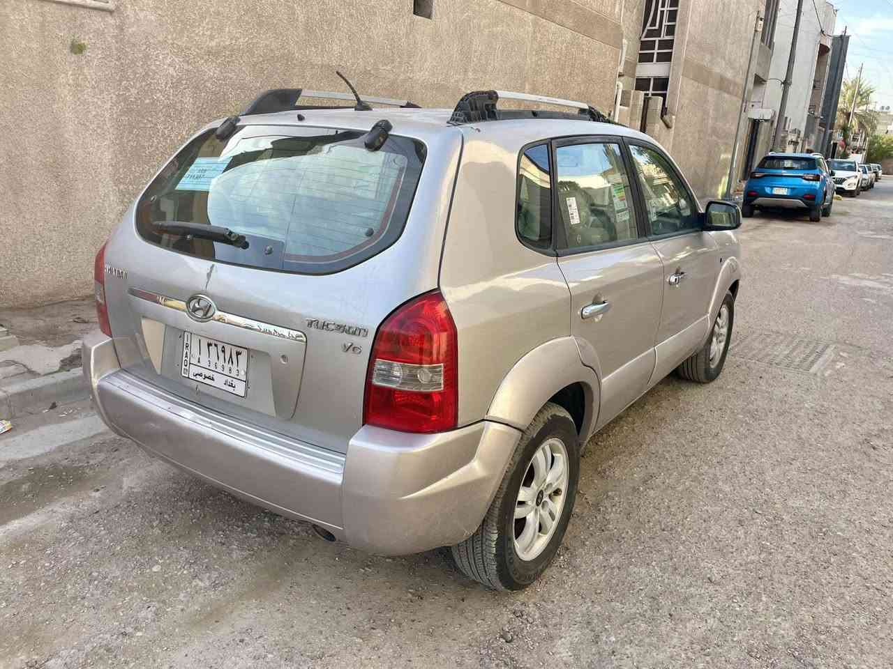 السلام عليكم توسان 2006 وارد امريكي مكينه 2700 حادثها جاملغ امامي وبيها مكانات صبغ اثر جراد كير ومكينه لاصرف ولا بخار صدر تايرات تبريد كله جديد سياره جاهزه من كلشي مكانها بغداد السعر 88 وبيها مجال *********** بغداد, العراق
