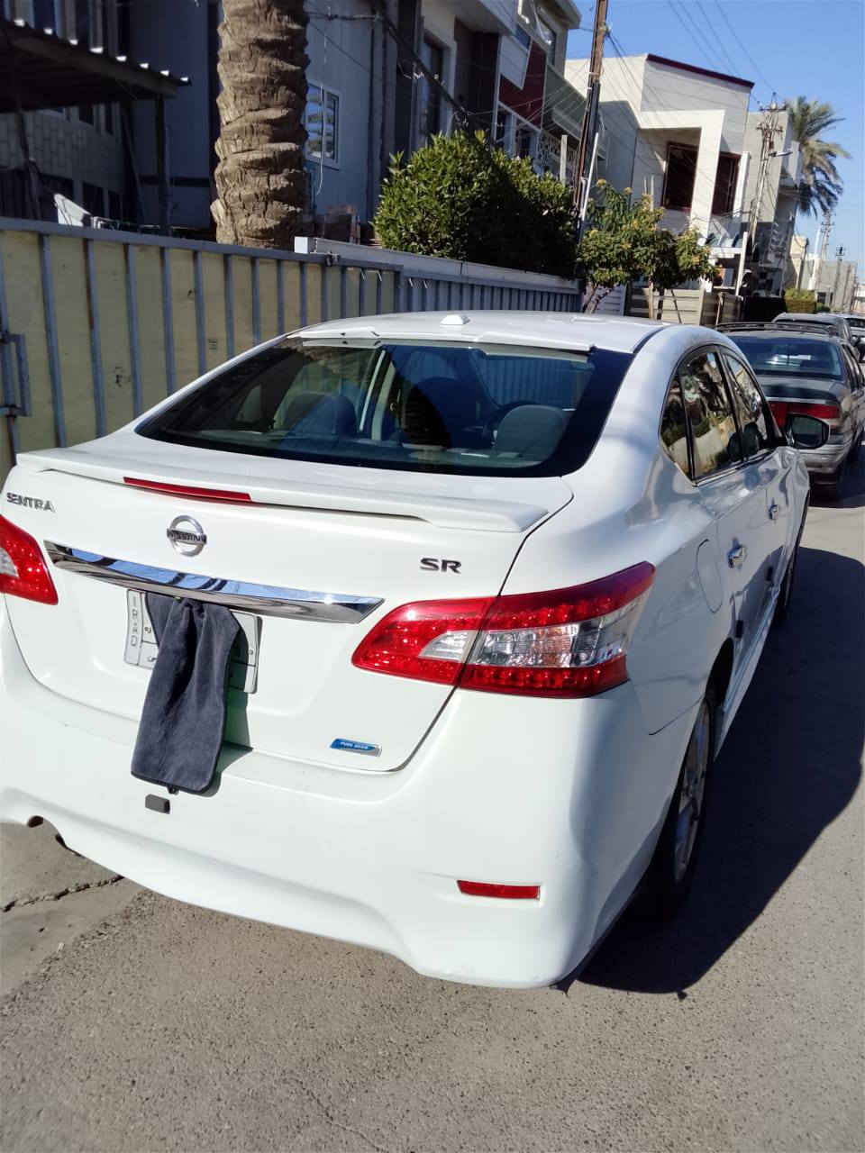 السلام عليكم نيسان سنترا ٢٠١٣ أمريكي sr فول موصفات محرك ٢٠٠٠ بسمي مابية نقص السيارة بيه كم قطعه صبغ ابيع احزام مكان السيارة بغداد حي الجامعة السعر ٩٣ مع مجال اتصل على صاحب السيارة *********** مكلف بنشر ممنون
