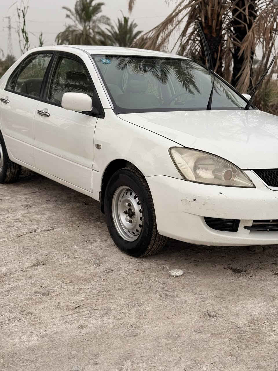 السلام عليكم
لانسر 2007 مكينة2000 گير ومكينة مكفولات 

السيارة مصبوغة عام للجمالية 

بيها ضربة خفيفة بالجنطة 

مكانها بغداد 

الشراي 

يتواصل واتساب 

***********
