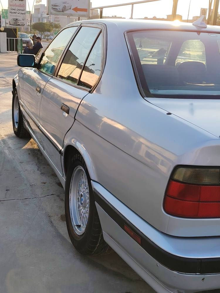 بي ام دبليو 525 بلاد اصل
كير اتوماتيك
موديل 91
سياره حاهز مال بيت
قفل مركزي
سنويه جديد لحد 2030
بطاقه بانزين موجود
باسمي شرط تحويل وكاله
تايرات شبح جديد
باتري جديد
سعر 68
كهربائيات كله شغال
سياره شرط نظافه جاهزه كركوك, العراق


**إذا كنت صاحب هذا الإعلان وتريد حذفه لأي سبب، رجاءا أرسل رسالة إلى الدعم الفني**