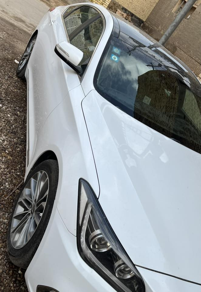 السلام عليكم 

جنسيزg80  وارد كوري 
موديل 2015
رقم بغداد 
هزة جديدة
ماشية (120)
فول مواصفات 
بانواما 
داتا شو  بالجامة الامامية
بصمة 
فور ويل4✖️4
شاشة كبيرة
لايت زنون بلادي
كشنات كهرباء وتدفئة وتبريد
حساس امامي خلفي 
دعاميات محدثة
اشارة ترحيب

السيارة جاهزة للاخير تايرات حدادية باتري جديد اصلي 

السيارة  فقط بنيد مصبوغ بي طخة دراجة وبارد بالجاملغ الامامي 
 سعر 158 ورقة 
للاستفسار ***********

مكانها ميسان /العمارة
