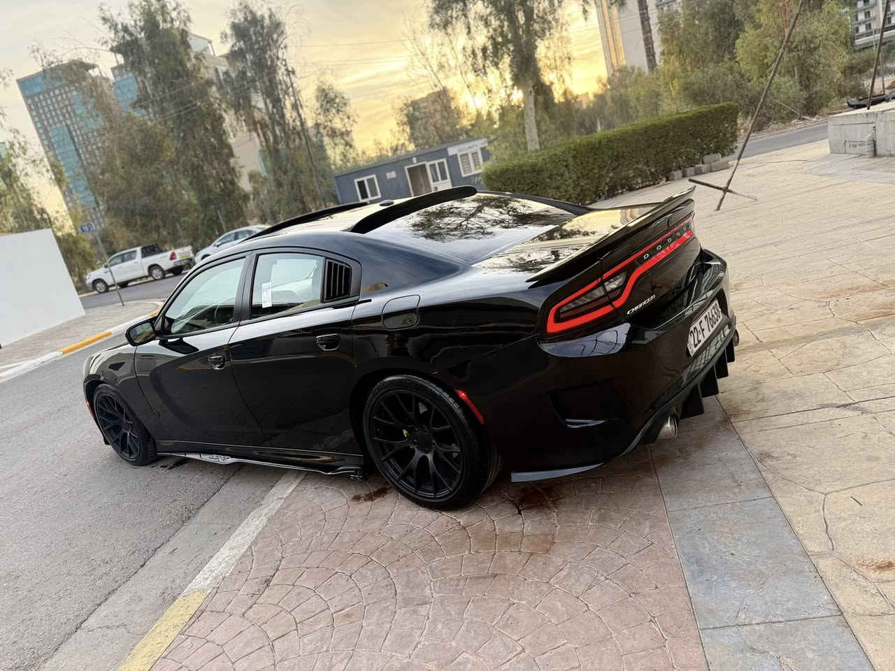 سلام عليكم.  ❤️    //..ممتواجد خاص V6
السيد اللوان لون السود
السياره فقد ماشيه 65 الف ميل 
 الخوان فقد البيع ما اراوس 
.   //DODGE_GHARGER 
السعر السياره ٢١٤ الورقه بيها مجال 
موديل ٢٠٢٠
__المواصفات___
‎*شفتات 
‎كهرباء وحار بارد
‎الفتحه  
‎ستيرن تدفةة
‎*كشن حضن رياضي
‎كشنات خزن ميموري
‎*شاشه كبيره رياضيه 
الحسسات الخلفيه 
‎    سستم صوت بلادي 
‎  *اوبشنات رياضيه 
‎*محدد السرعه
‎*تشغيل عن بعد
‎*ويل كب 20 
‎*كامره خلفيه دواره

‎*حساسات
‎*شاشه كار بلي
‎*كشافات ضباب

‎*مرايا متحسسه للاضاءه العاليه
‎*دخول ذكي بصمه 
‎هواي بعد بيه مواصفات
‎——اضافات——-

‎منظومه زنون عالي  اصلي شرط // ثلجيه
‎بيوجكترات. زنون 
‎سياره نصبته احله من الصور تجي وشوف سياره جديده بمعنى كلمه ادامه عليه من شركه صدر جديد بمعنى كلمه  اي نقص مابيه 
___

‎الحادث____
‎((حادثه خفيف  جداً)السياره
السياره   الچملخ المامي الجيهت  السكن بشرط الفحص  بشرط سياره لا شواصي ولا لغد على الفحص الشبرين الچملخي الخلفي سبخ

السعر220$وكلشي موجود بلسوك واني بلخدمة❤️
 ماعجبك سعرها اترك تعليق حلو مثل وجهك لحلو❤️❤️
‎مكاني اربيل🏨🏨
‎للاستفسار
***********
***********
