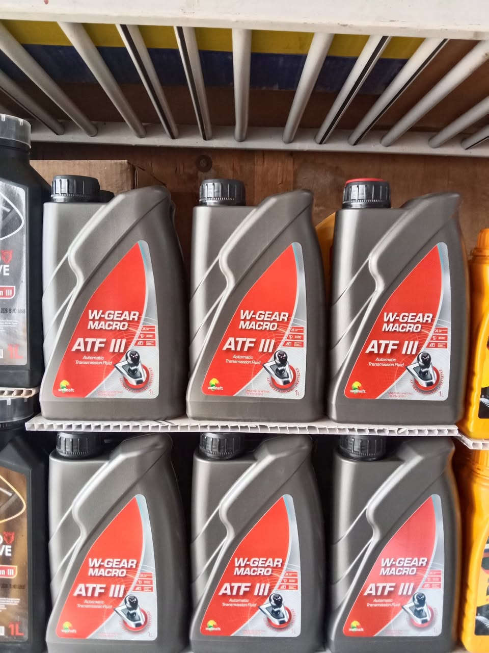 عمران للآدوات الاحتياطية 
تم وصول وجبة جديدة 
من الزيوت المحرك للسيارات الصغيرة 
بور الاستير الاصلي و عادي 
هودريك كير الاصلي و عادي العنوان الفلوجة الحي الصناعي مقابل هادي الزوبعي واتساب 📞 ***********
