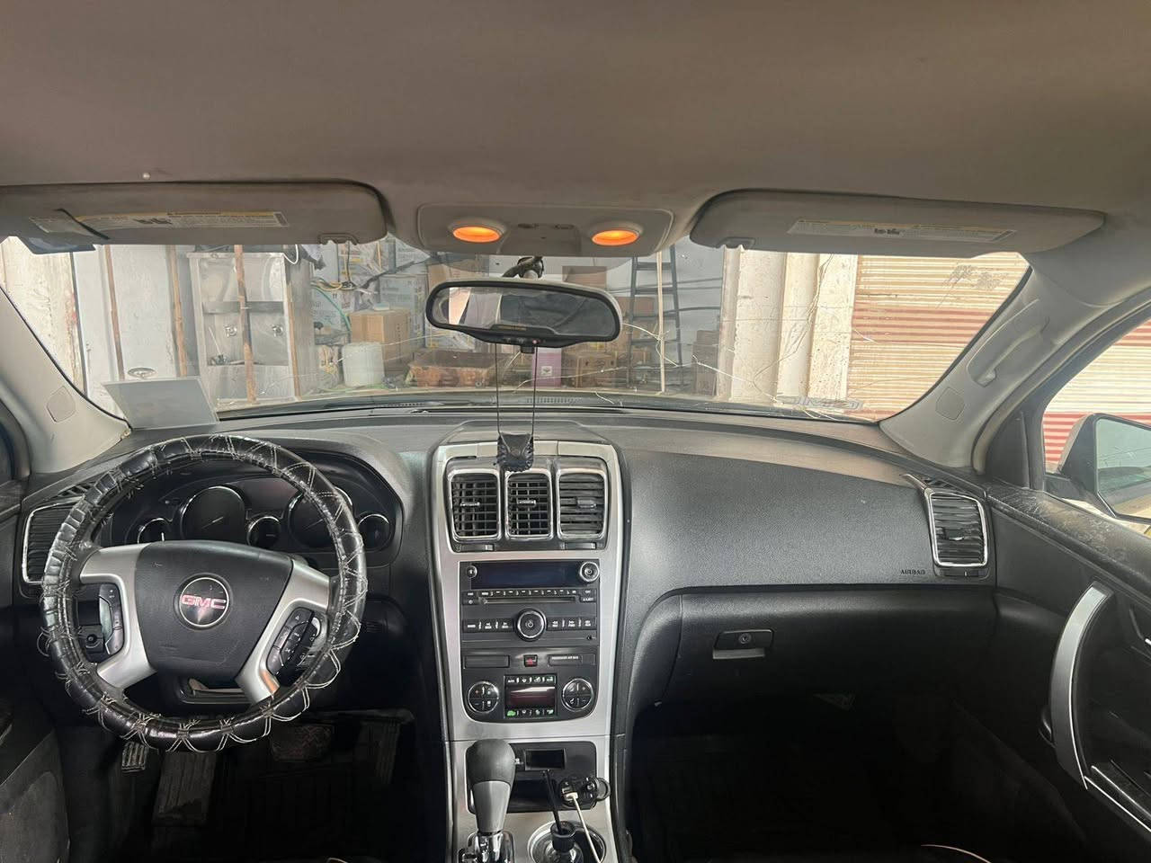 اللبيع ومراوس جمسي اكاديا مديل ٢٠٠٩ محرك ٣٦٠٠ السعر ٨٥ورقه
رقم بغداد تحويل مباشر بيه جاملق وبنيد ٧راكب سياحي 
‏‪0788 291 8578‬‏
